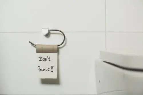 A wc kilincs cseréjének ideje amikor ezeket a jeleket észleled