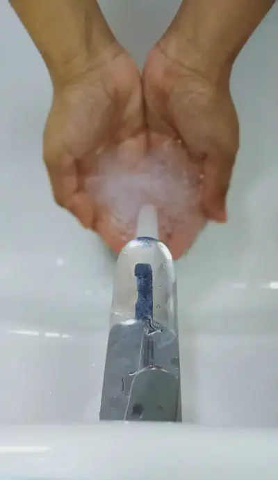 A zuhanykar meghosszabbításának lépésről lépésre
