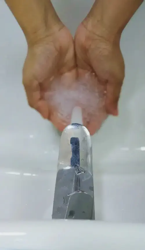 A zuhanykar meghosszabbításának lépésről lépésre