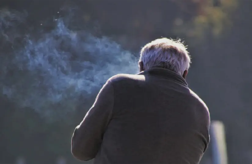 Mi okozza a cigaretta szagot a házban, ha senki sem dohányzik.