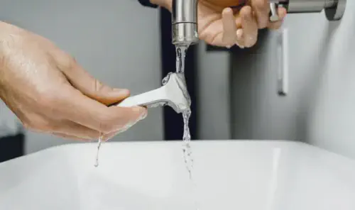 Régi wc csatlakozó eltávolításának lépésről lépésre